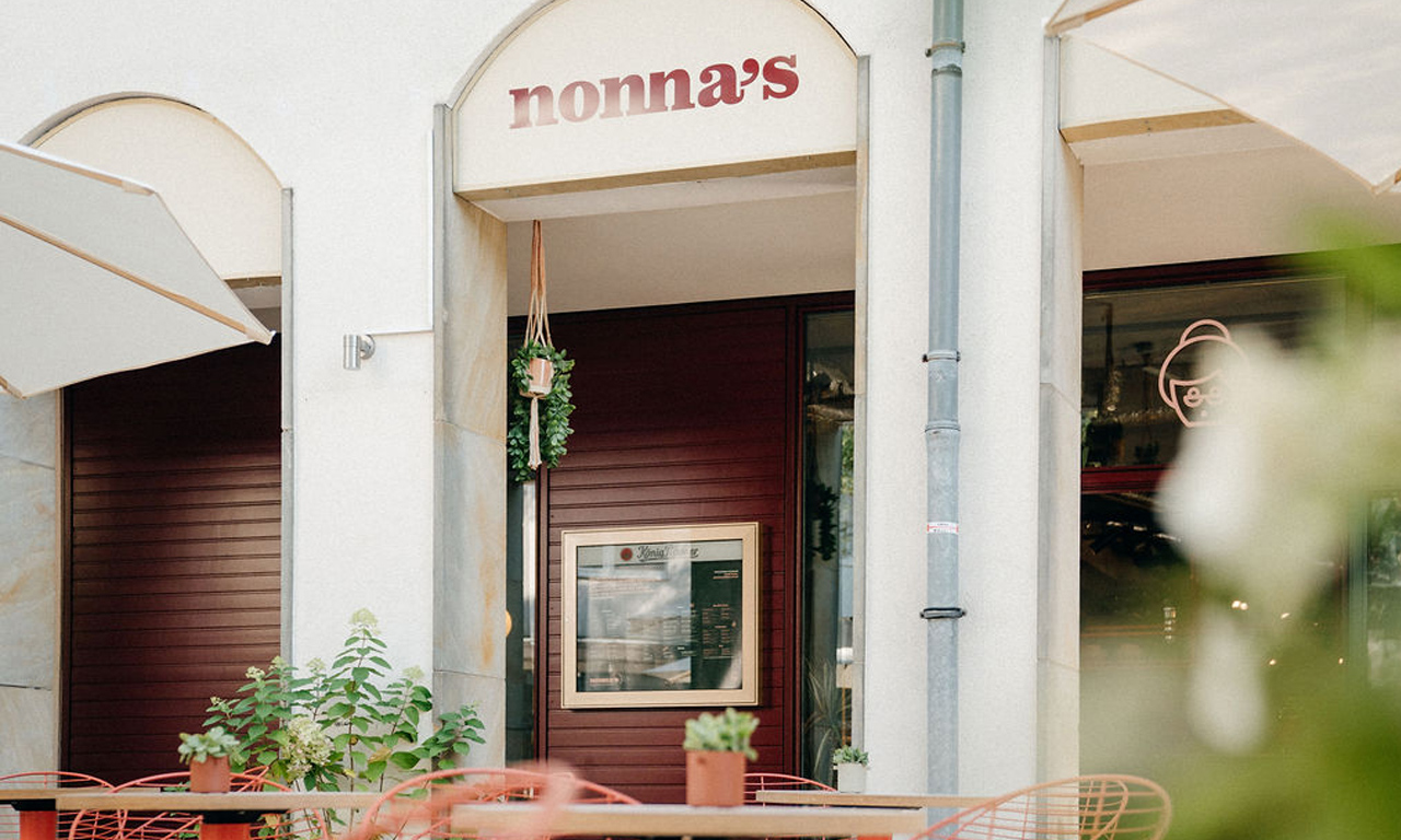 nonnas-gutscheinbox-aussenansicht